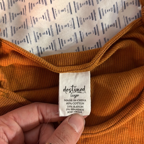 Strappy copper tank top - Picture 2 of 2